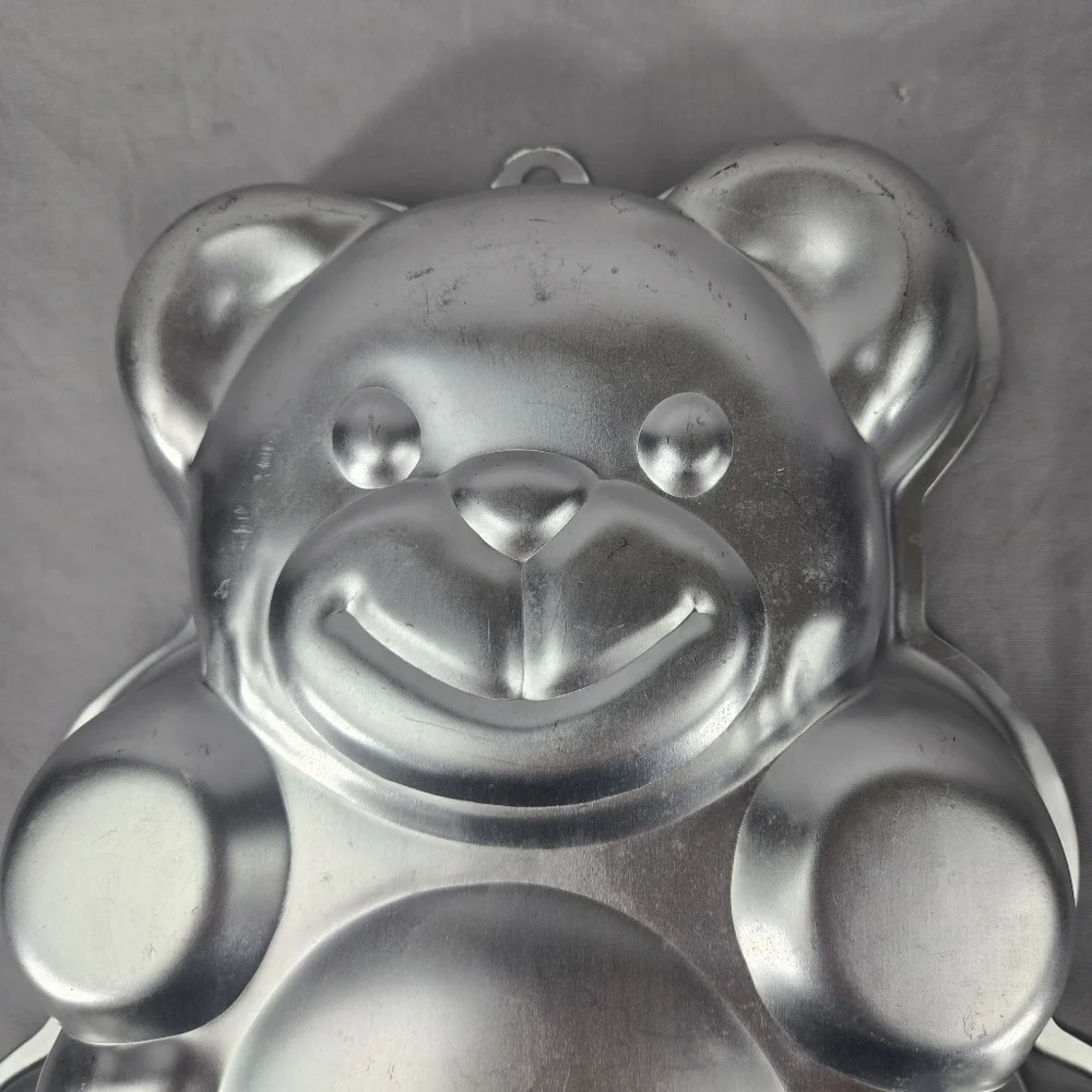 Vintage Wilton Teddy Bear Cake Pan Mold #2105-4943  2002 Baking Cooking Party